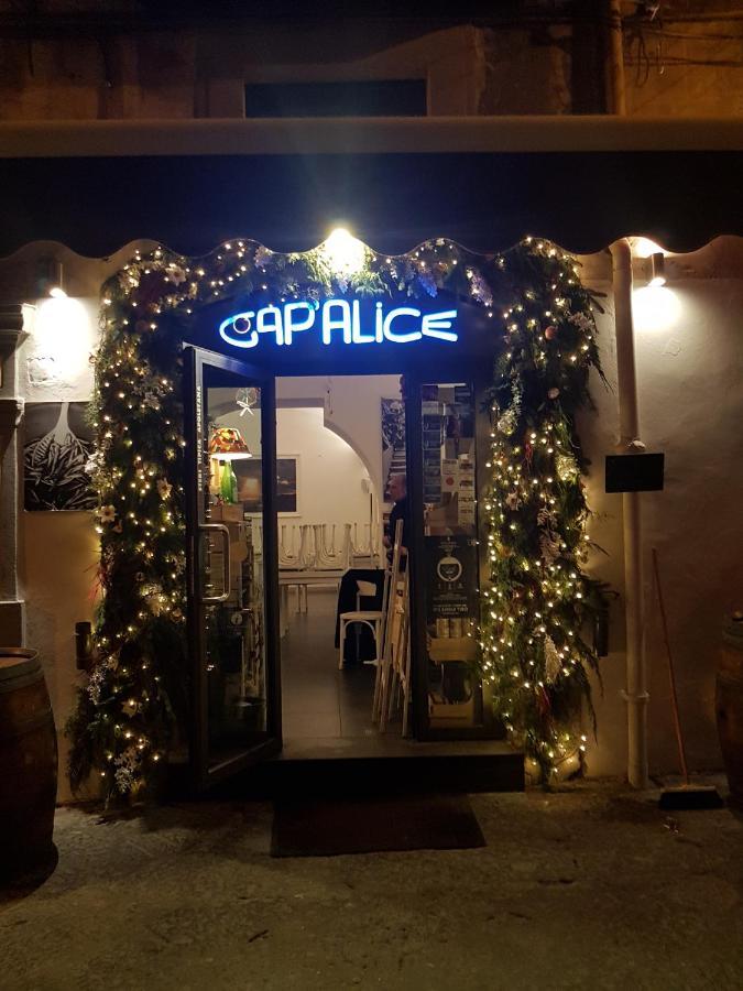 Ai Baretti 2 Naples